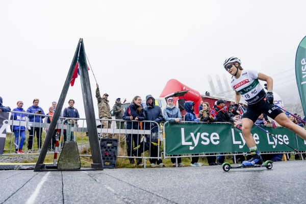 /tmp/176702_Gina del Rio, durant la pujada al Lysebotn_FOTO Nordnes_Nordic Focus.jpg